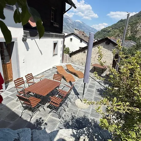 Hubelhaus, Freistehende Wohlfuehloase An Sehr Schoener Lage *