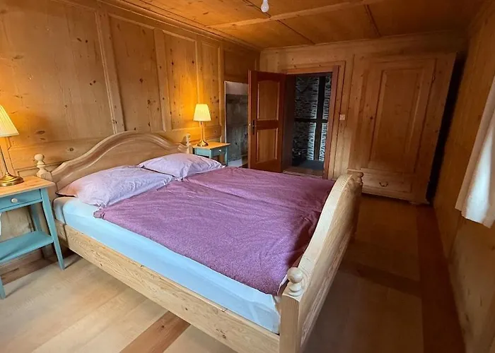 Hubelhaus, Freistehende Wohlfuehloase An Sehr Schoener Lage *