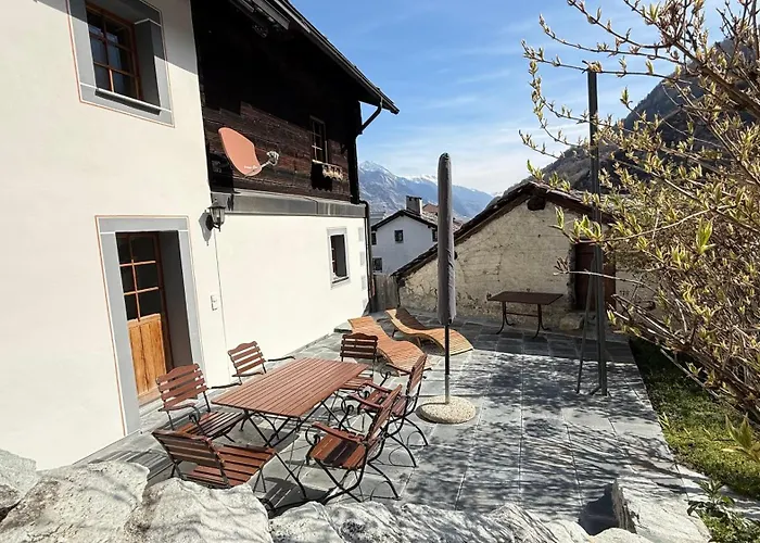 Hubelhaus, Freistehende Wohlfuehloase An Sehr Schoener Lage Vakantiehuis Turtmann